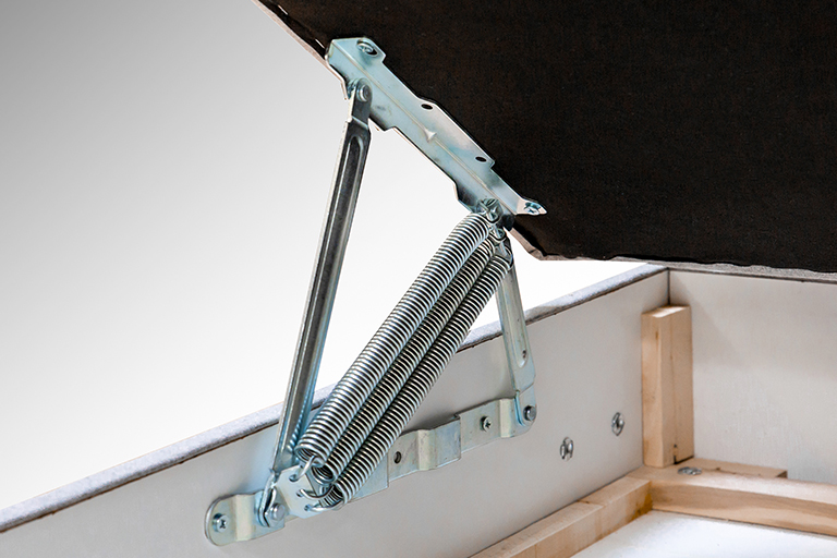 Feder-Hebemechanismus